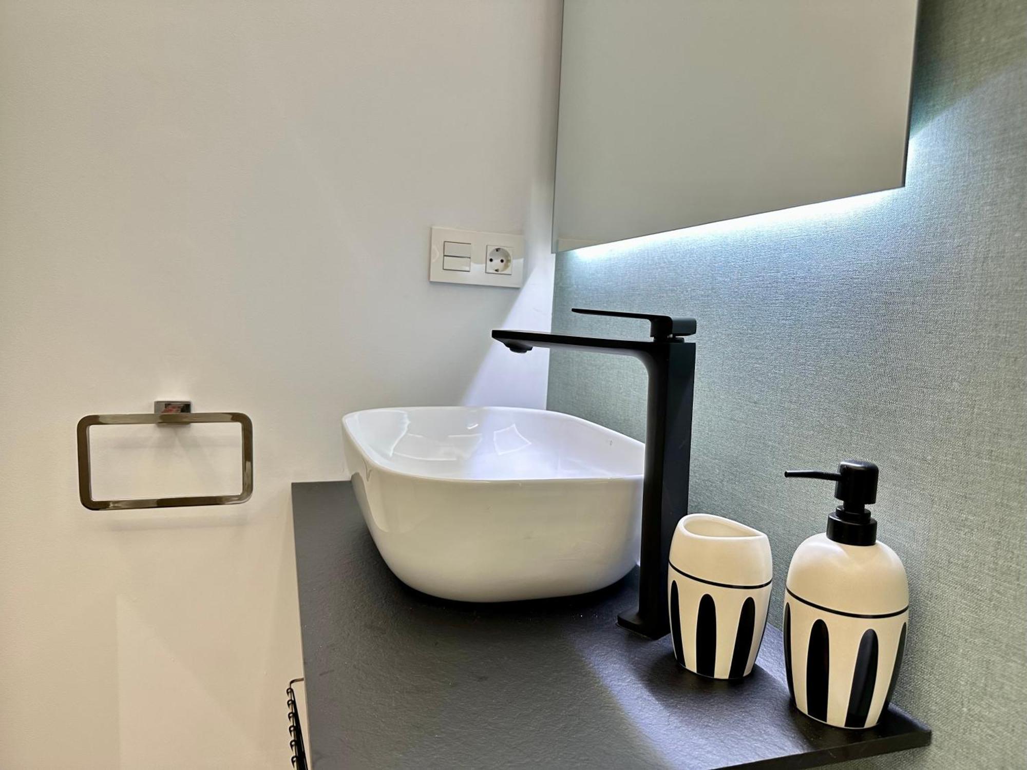 Suites 18 - Hostatel Granada Esterno foto